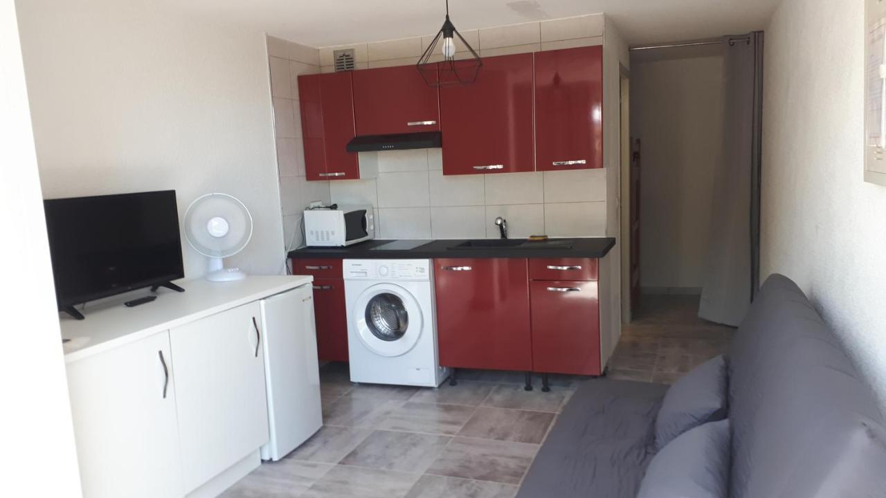 Studio Cabine Avec Jardinet A 30 M De La Plage, Au Calme. Gruissan Buitenkant foto